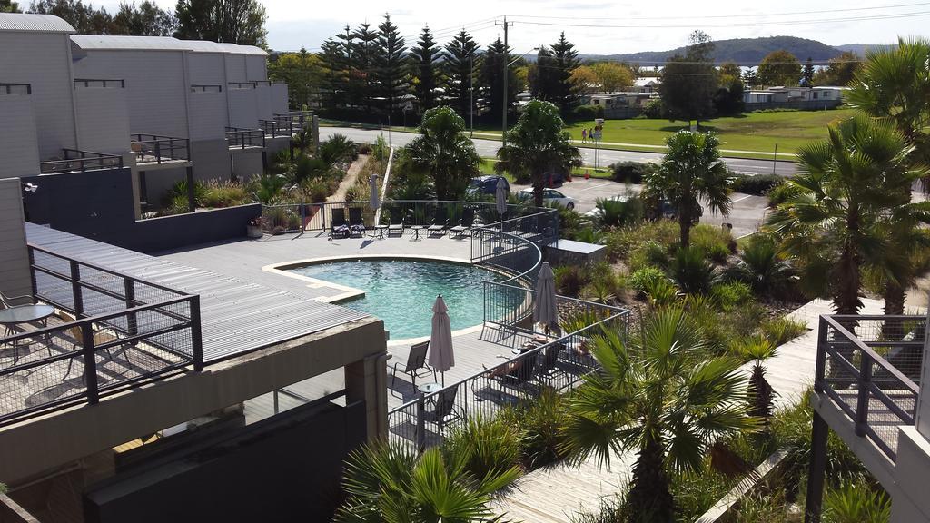 Corrigans Cove Aparthotel Бейтманс Бей Екстериор снимка